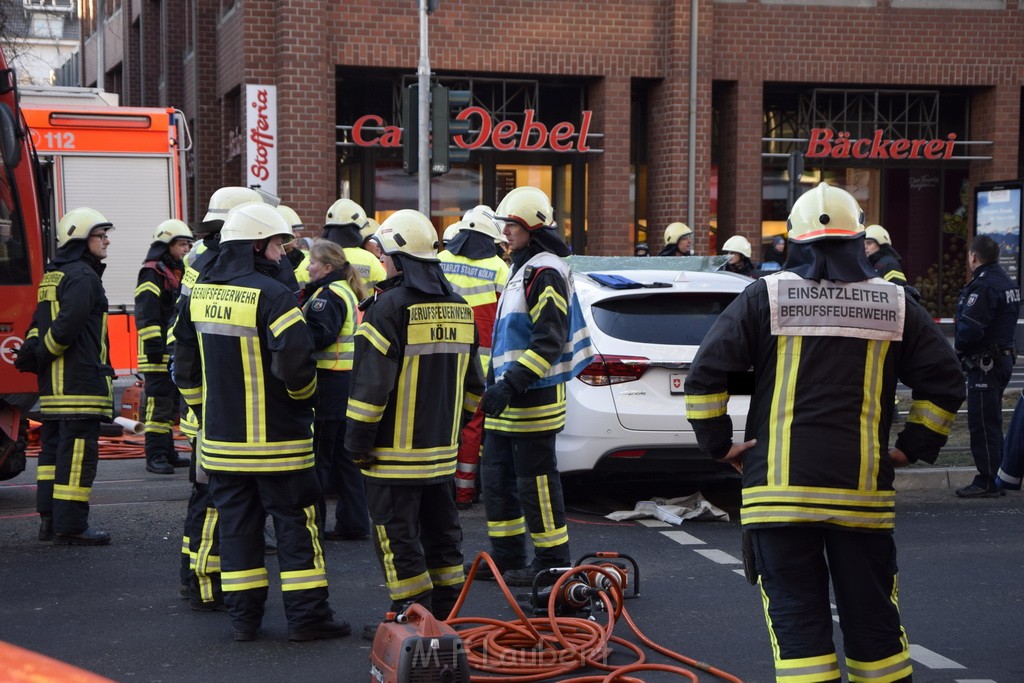 VU PKW Strab Koeln Mitte Pipinenstr Hohestr P004.JPG - Miklos Laubert